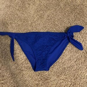 Aerie blue lace bathing suit bottoms M